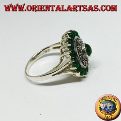 Round silver ring with 18 + 1 round green agate and marcasites