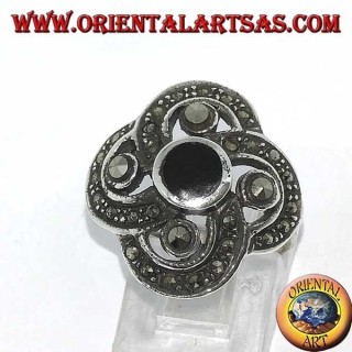 Silver ring with a round onyx with 4 large marcasites, surrounded by small marcasites