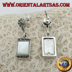 Boucles d'oreilles pendantes en argent avec nacre rectangulaire entourées de marcassites