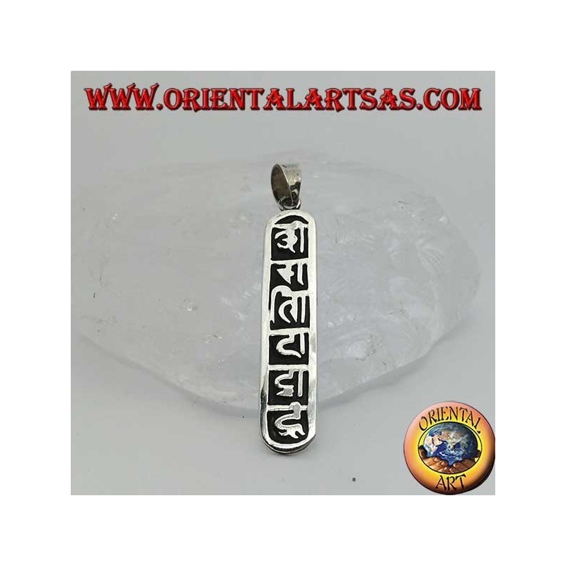 Colgante de plata Oṃ Maṇi Padme Hūṃ el mantra de Mahāyāna y el budismo tibetano
