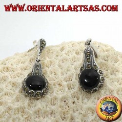 Boucles d'oreilles en argent avec onyx rond entouré de marcassites