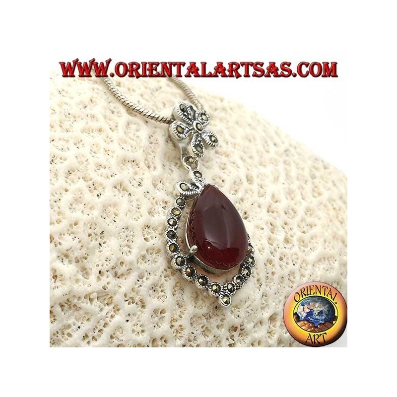 Colgante de plata con cornalina en forma de gota rodeada de marcasita