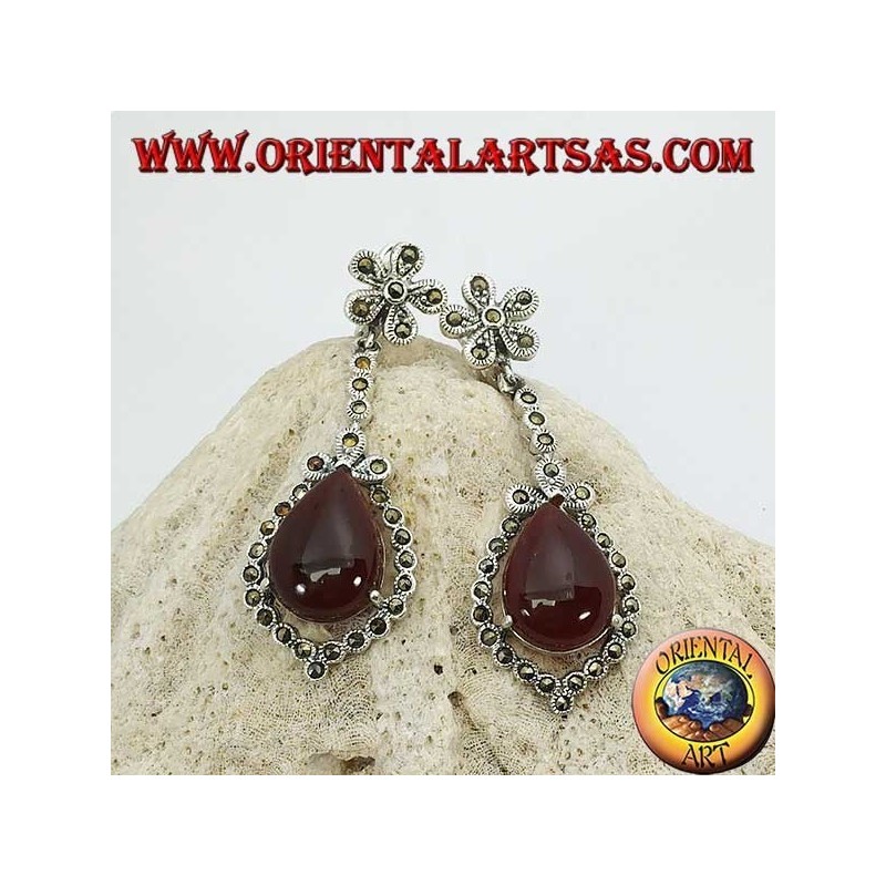 Pendentif en argent avec cornaline en forme de goutte entourée de marcassite