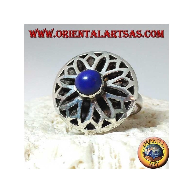 Bague en argent avec fleur de lotus sculptée d'un lapis-lazuli rond au centre