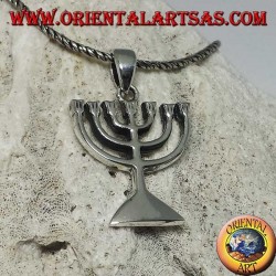 Pendentif en argent de la Menorah, lampe à huile à sept bras