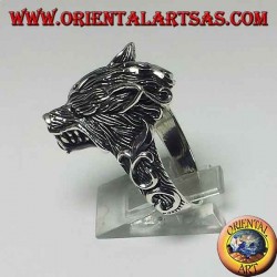 Ring in 925 ‰ silver, with a wolf's head that growls