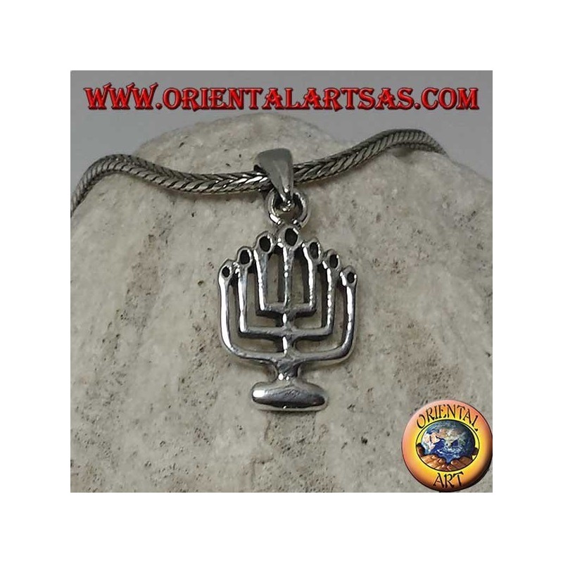 Pendentif en argent de la lampe à huile Menorah à sept bras (petit)