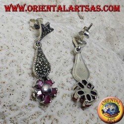 Boucles d'oreilles pendantes en argent avec 5 rubis ovales naturels sertis pour former une fleur et marcassite