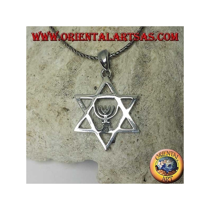 Pendentif étoile de David en argent avec lampe sacrée juive Menorah à l'intérieur