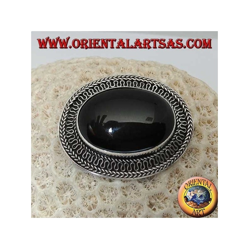 Handgemachte Silberbrosche mit großem ovalen Onyx