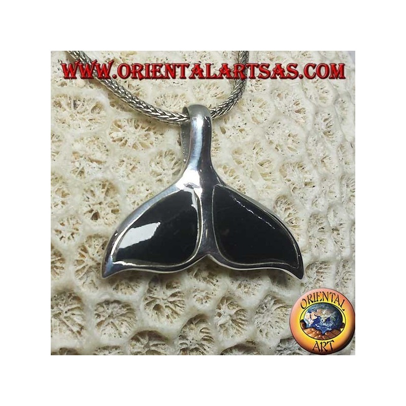 Pendentif en argent en forme de queue de baleine avec onyx (grand)