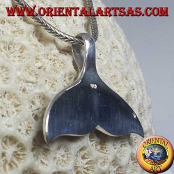 Silberanhänger in Form eines Walschwanzes mit Onyx (groß)