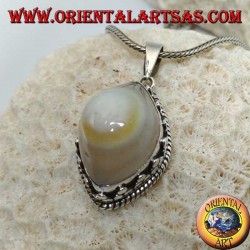 Silver pendant with eye of Shiva the agate of the third eye
