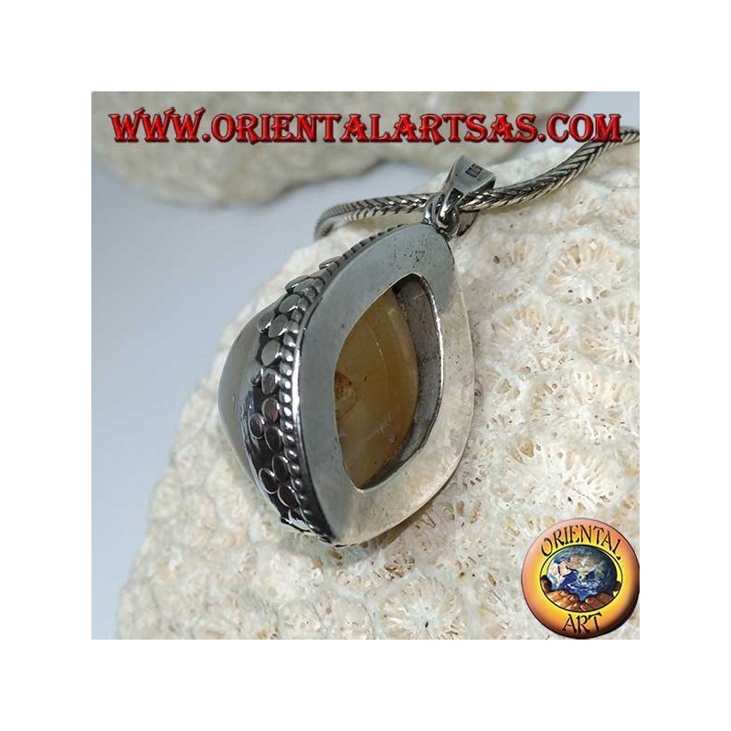 Colgante de plata con ojo de Shiva, la ágata del tercer ojo