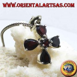 Silver pendant in the shape of a four-leaf clover with drop and round garnets