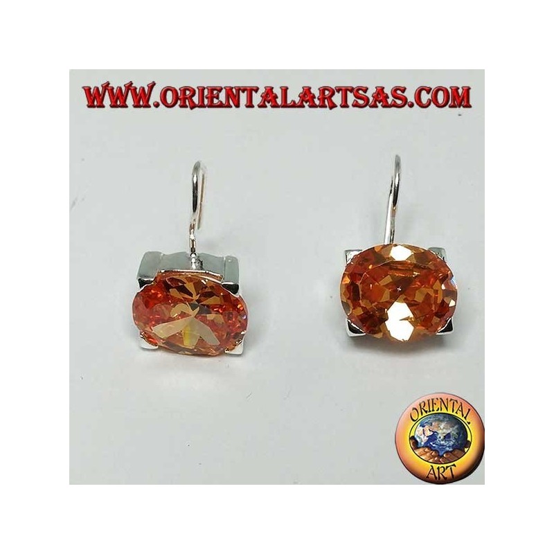 Orecchini in argento con Zircone Champagne sfaccettato ovale