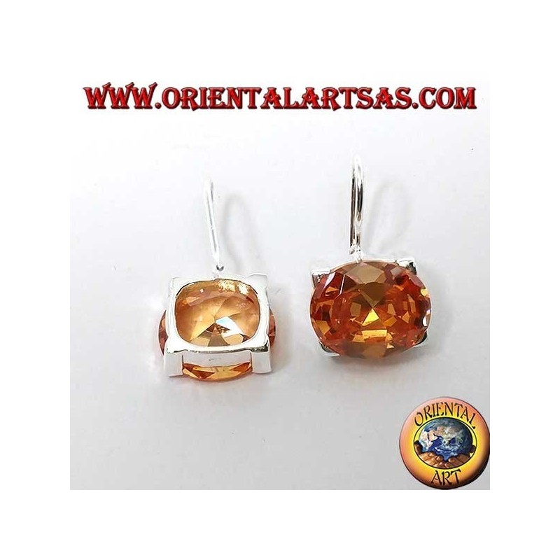Orecchini in argento con Zircone Champagne sfaccettato ovale