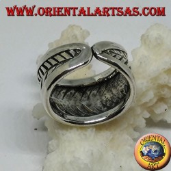 Band silver ring, adjustable leaf grooves