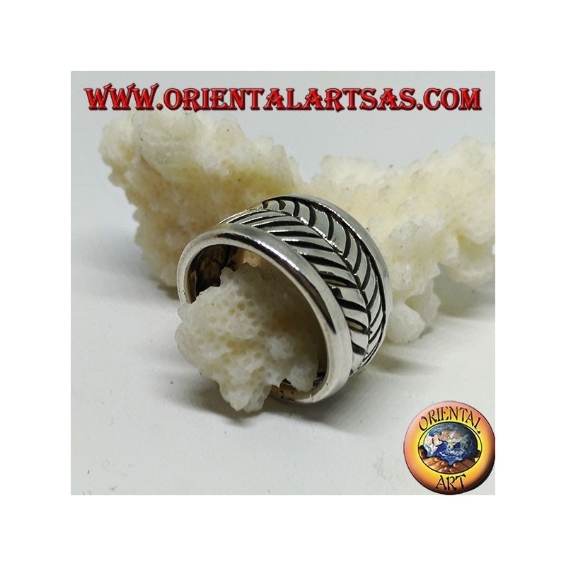 Band silver ring, adjustable leaf grooves