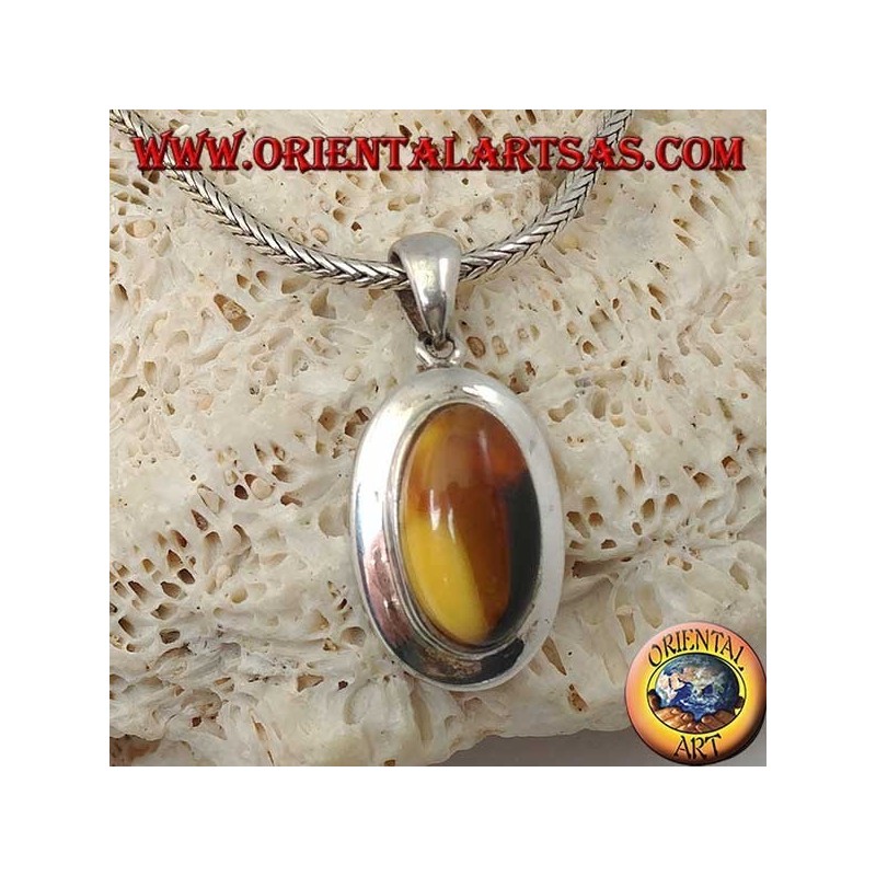 Ciondolo in argento con ambra tibetana naturale ovale