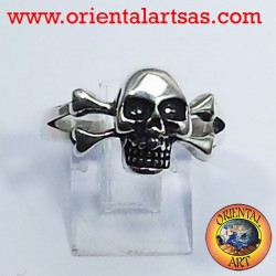 Anello teschio con osse in argento
