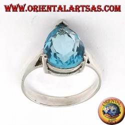 Anillo de plata con topacio azul en forma de gota con ajuste de garra