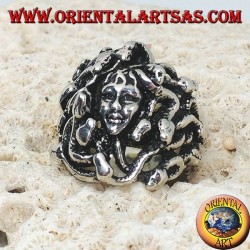 Bague tête de méduse en argent avec serpents