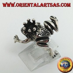 Silver frog ring with crown