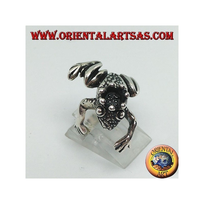 Silver frog ring with crown