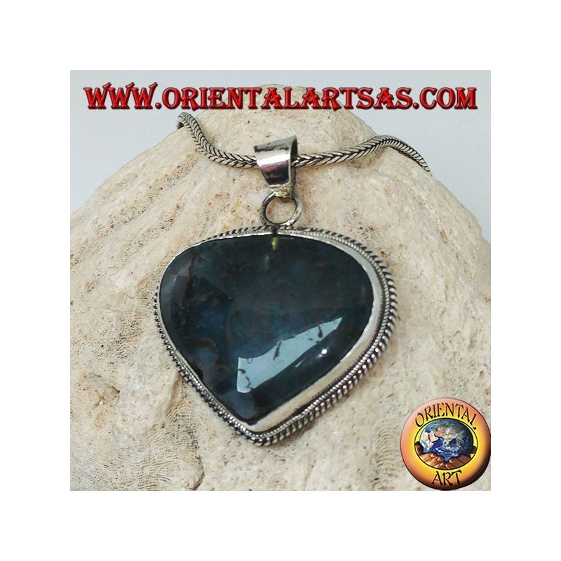 Pendentif en argent en forme de coeur avec agate musquée