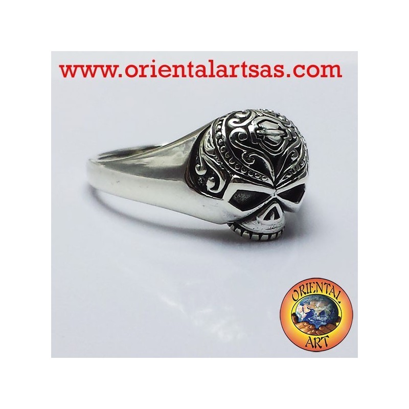 Anillo de calavera tatuada plata