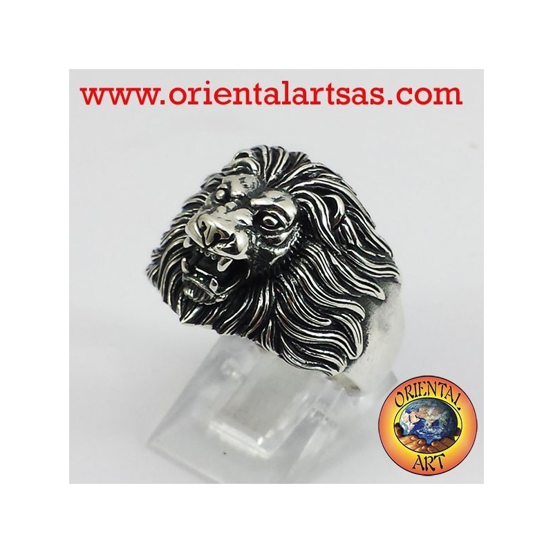 Anello in argento, testa di leone con criniera 
