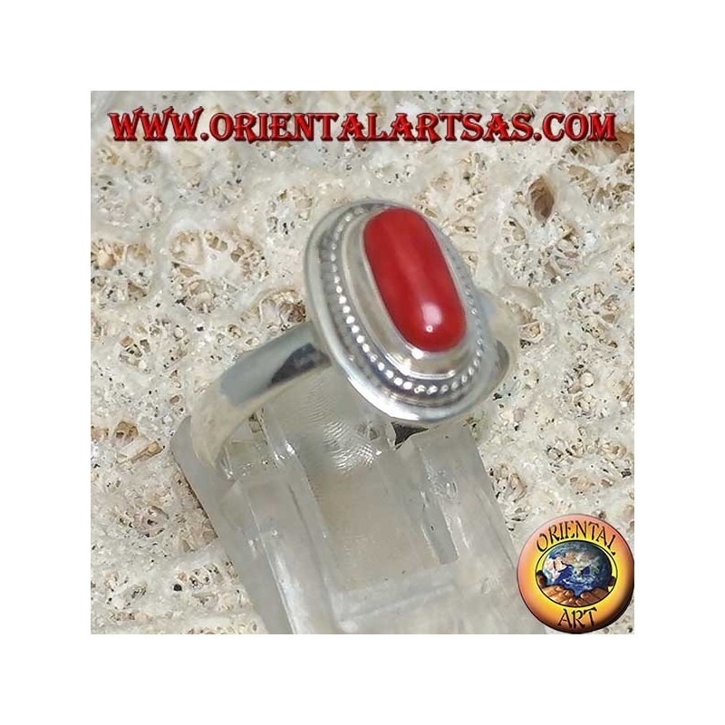 Bague en argent avec corail naturel sertie d'une bordure en pierre (fait main)