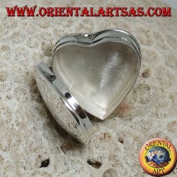 Pastillero de plata (925 ‰) con grabados en forma de corazón