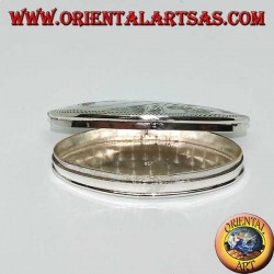 Boîte à pilules en argent (925 ‰) avec gravures, de forme ovale