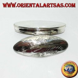 Pastillero en plata (925 ‰) con grabados, de forma ovalada