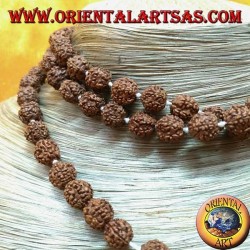 Rosario budista Mālā (Akṣamālā) con 108 Granos de 9 mm. en semillas de Rudra anudadas individualmente