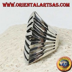 Anillo de plata con rombos progresivos