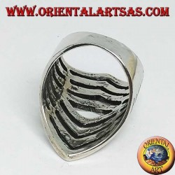 Anillo de plata con rombos progresivos