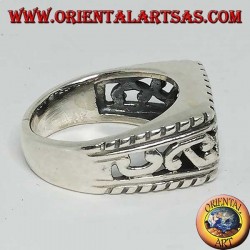 Bague horizontale rectangulaire en argent avec décorations baroques ajourées