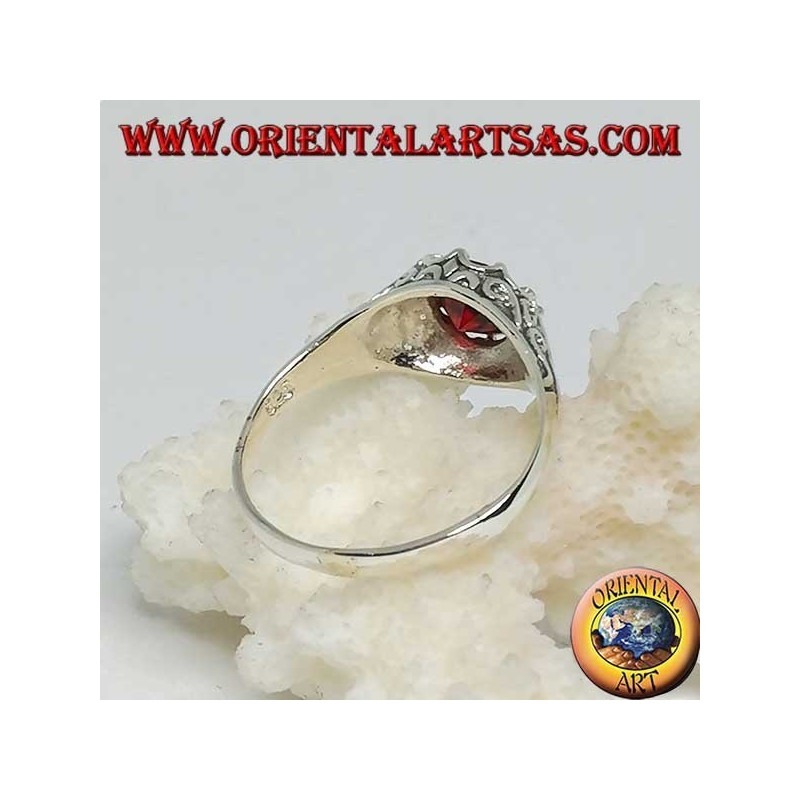 Solitario anello in argento con zirconi a cuore