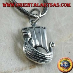 Colgante de plata, velero Vikinga