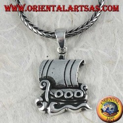 Colgante de plata, buque de guerra de la antigua Grecia