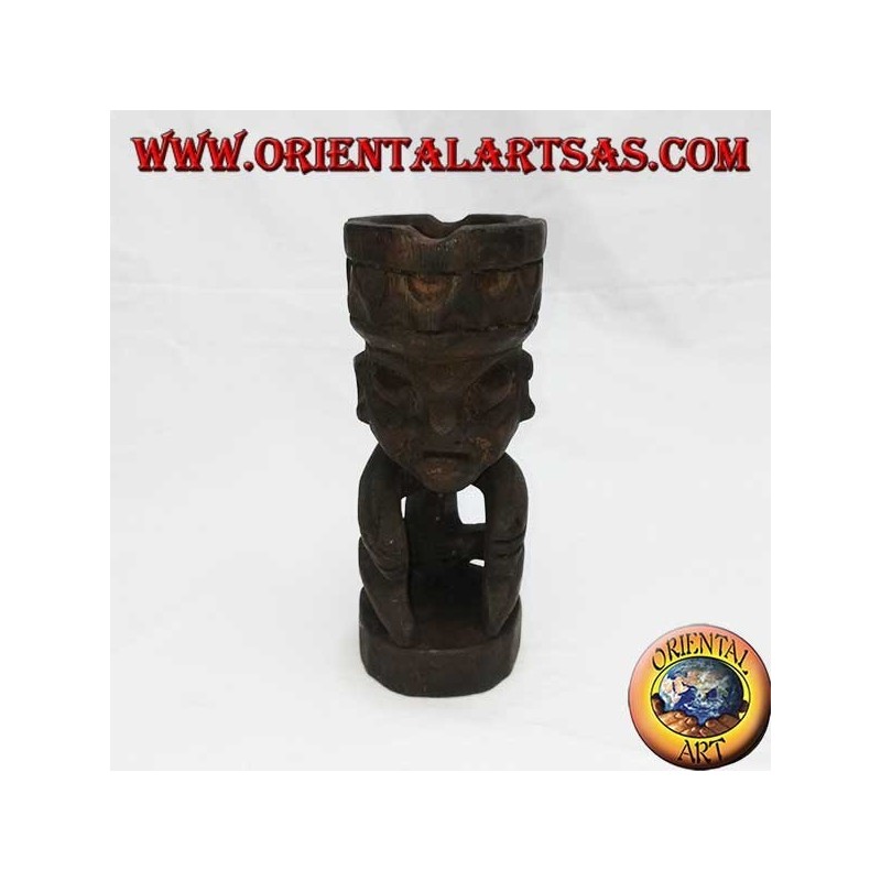 Ashtray in the crown of the tribal man in Teak wood
