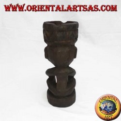 Cendrier à la couronne de l'homme tribal en bois de teck