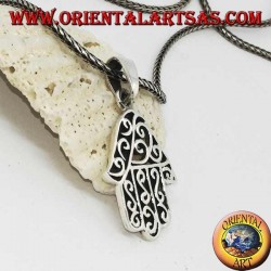Pendentif en argent, main de Fatima avec décorations ondulées et ajouré d'un côté