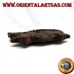 Cenicero de cocodrilo en madera de teca