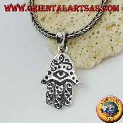 Silberne Hand von Fatima mit Augen- und Flachreliefdekorationen