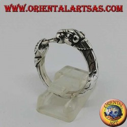 Anillo de plata con una pantera (ouroboros)
