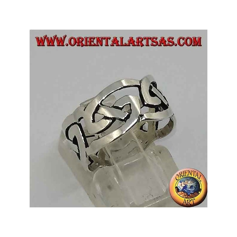 Bague en argent perforé avec noeud celtique